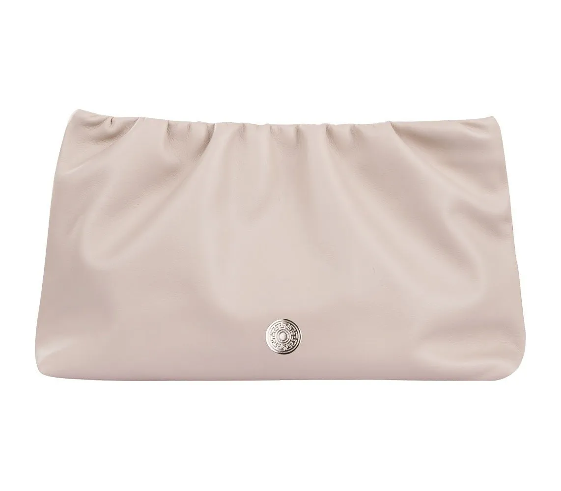 Cloud Clutch Cream