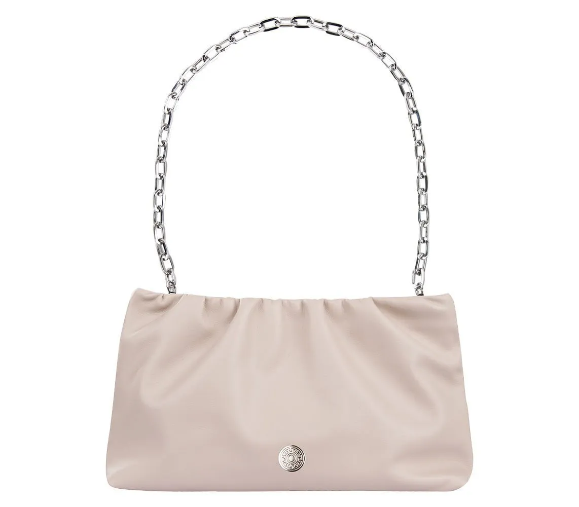 Cloud Clutch Cream